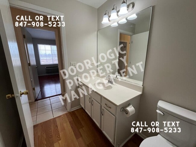 Building Photo - 1127 Silverstone Dr