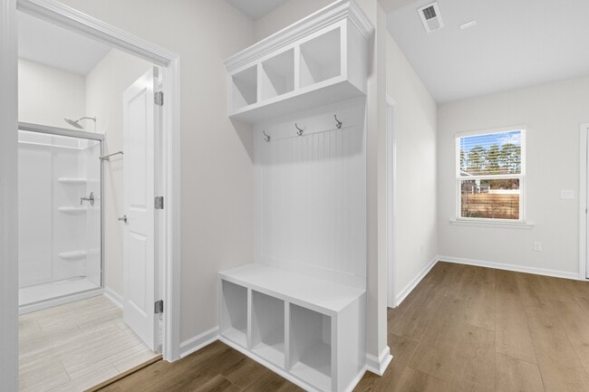 Building Photo - 2136 Grouse Ski Cir