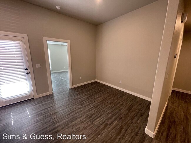 Building Photo - 3 br, 2 bath House - 902 Canal