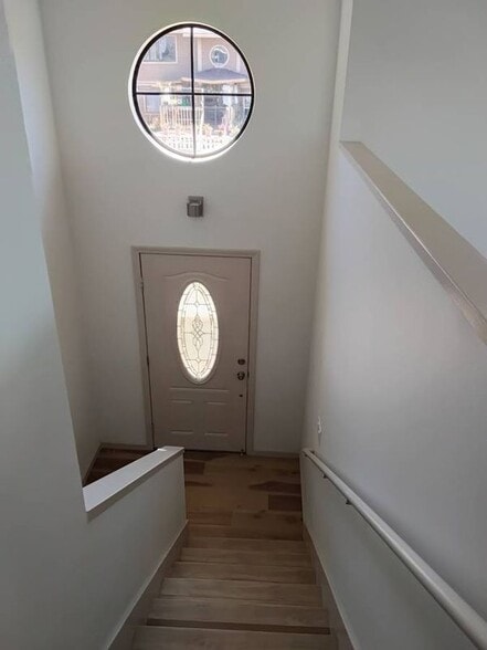 Building Photo - 495 Kaiolohia St