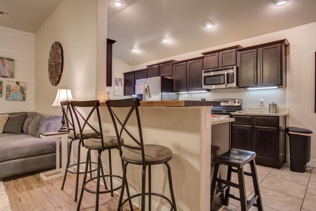 Building Photo - Spacious 4-Bedroom Home Available August 8...