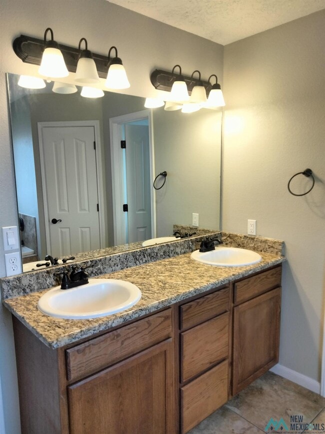 Building Photo - 2304 Ralph Boone