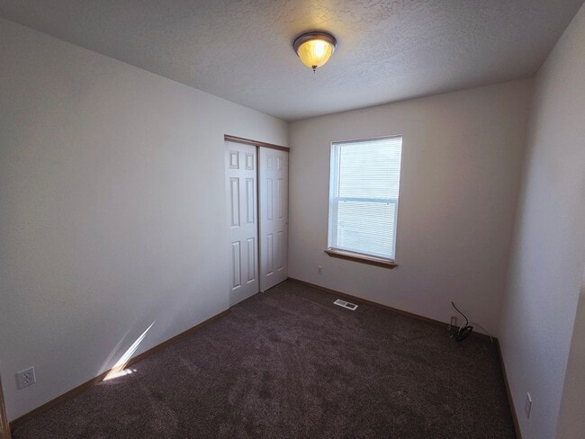 Building Photo - 5042 W Lemonwood Ln