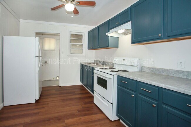 Building Photo - 1105 Stephens St