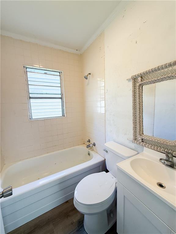 Building Photo - 526 Ware St