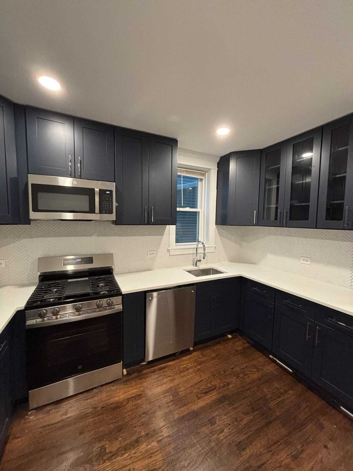 Kitchen - 4317 N Ashland Ave