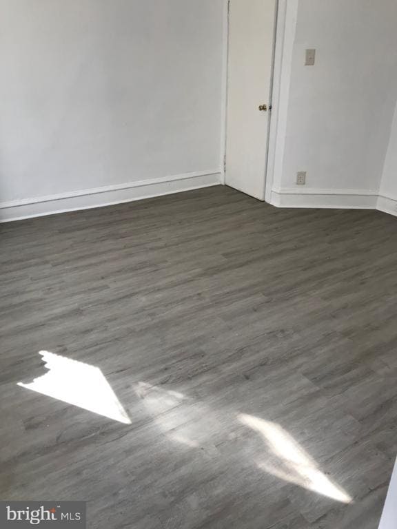 Building Photo - 4832 E Roosevelt Blvd