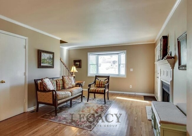 Building Photo - 1101C Biltmore Dr