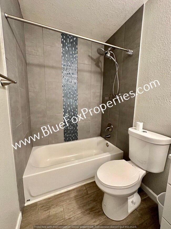 Building Photo - 13201 N Classic Overlook Ct