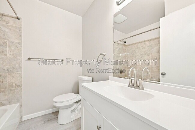 Building Photo - 1333 S Kendall Ct