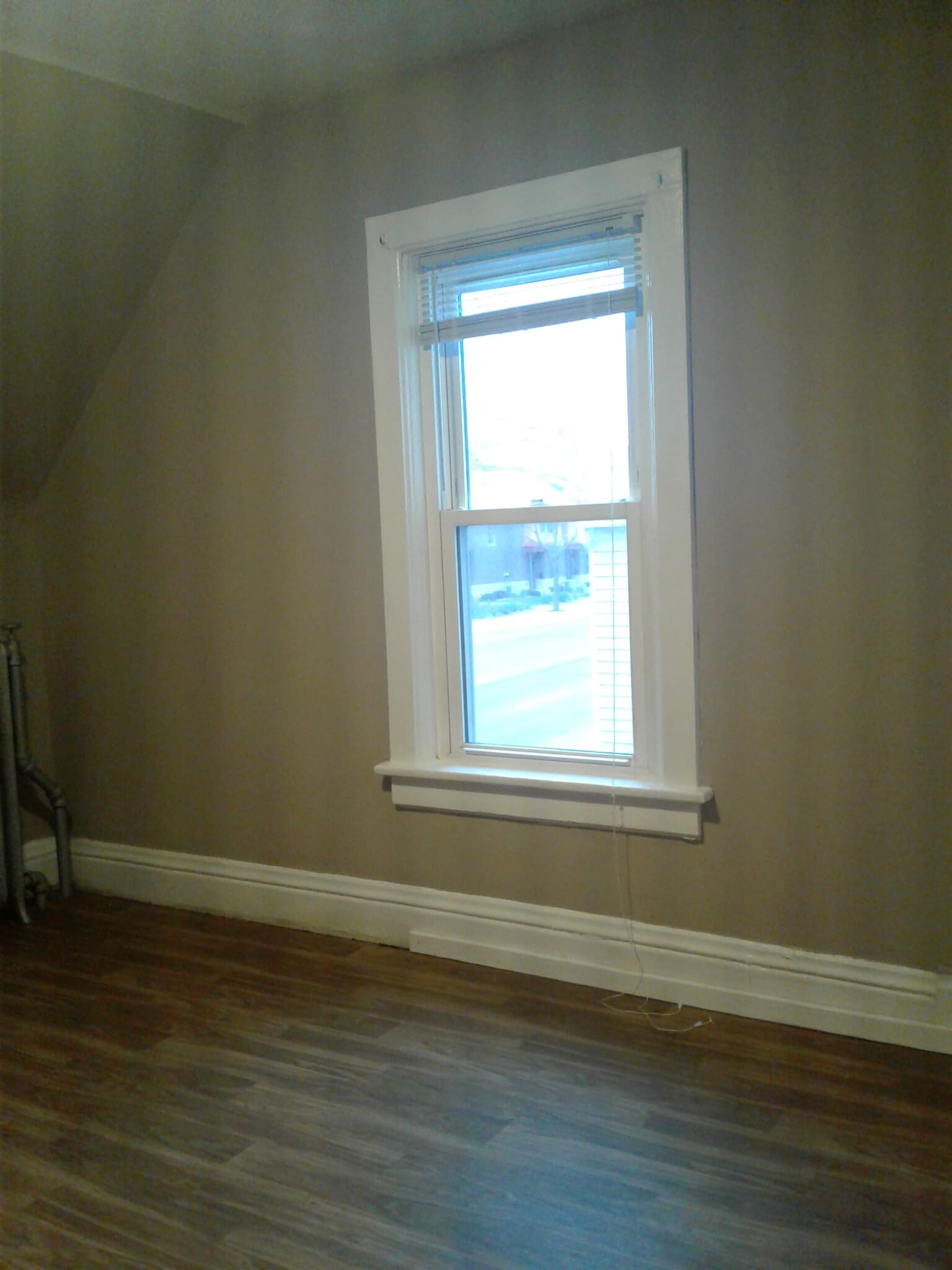 Building Photo - 673 Dale Street North