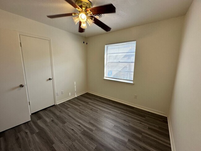 Building Photo - Conveniently located home in Greenville Texas!