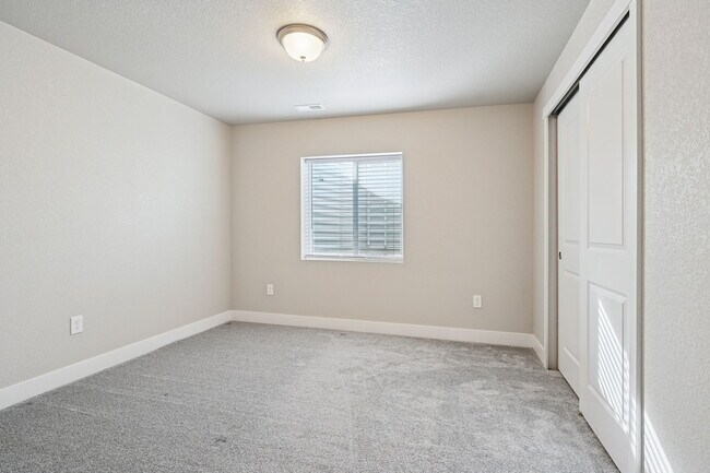 Building Photo - 8278 Turtle Lk Wy