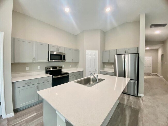 Building Photo - 1397 Axel Cir