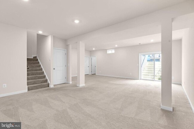 Building Photo - 2053 Whithorn Hl