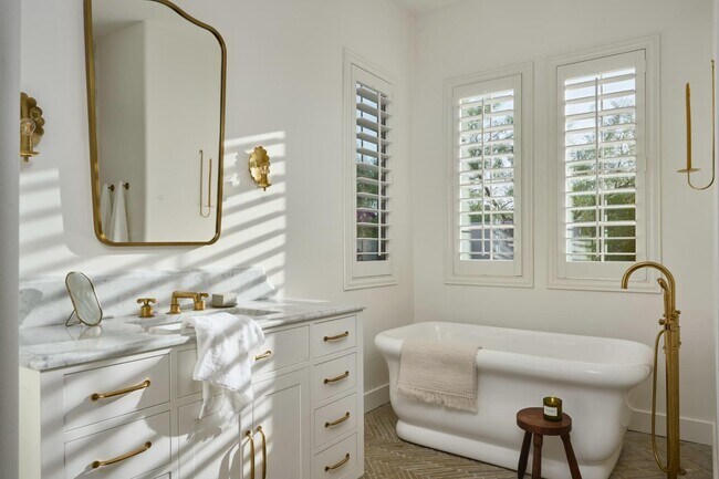 Building Photo - 18388 N 93rd Pl