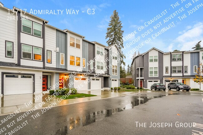 Building Photo - 13717 Admiralty Way