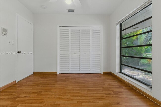 Building Photo - 17900 SW 77th Ave