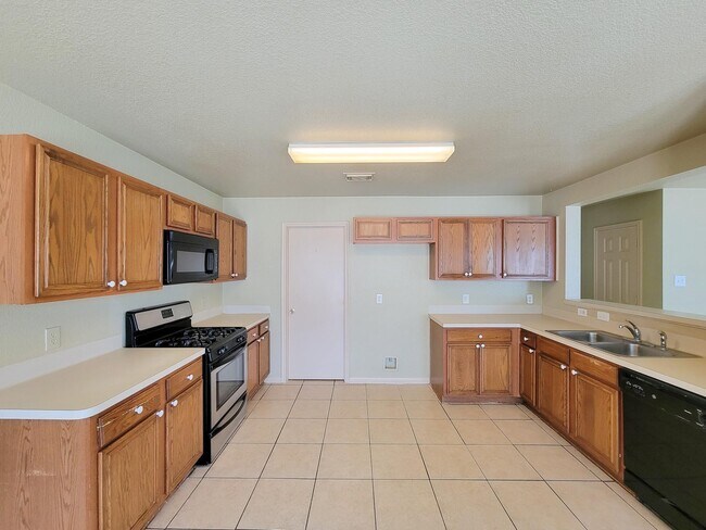 Building Photo - 21807 Aspen Mist Ln