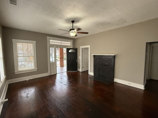 Building Photo - **ON HOLD**TOTAL ELECTRIC - 2 Bedroom / 2 Bathroom Home in Jordan/Johnson area of Columbus, GA***