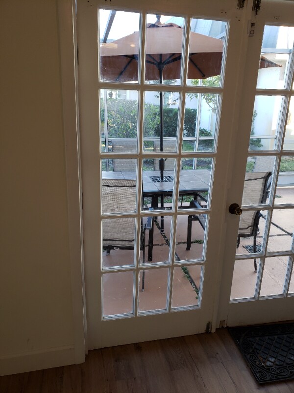 Building Photo - 4903 Catalina Dr