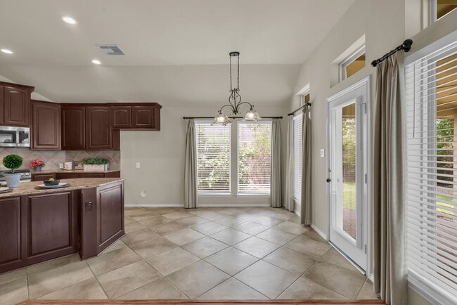 Building Photo - 12938 Buchanan Oaks Ln
