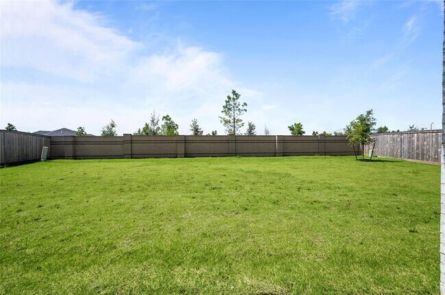 Building Photo - 22119 Shrimp Plant Ln