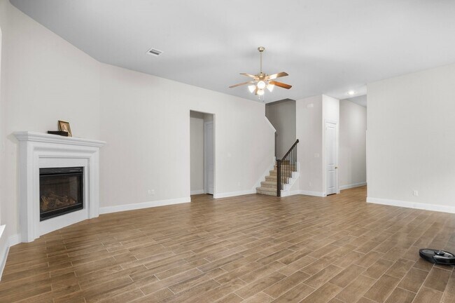 Building Photo - 16050 Talamore Ln