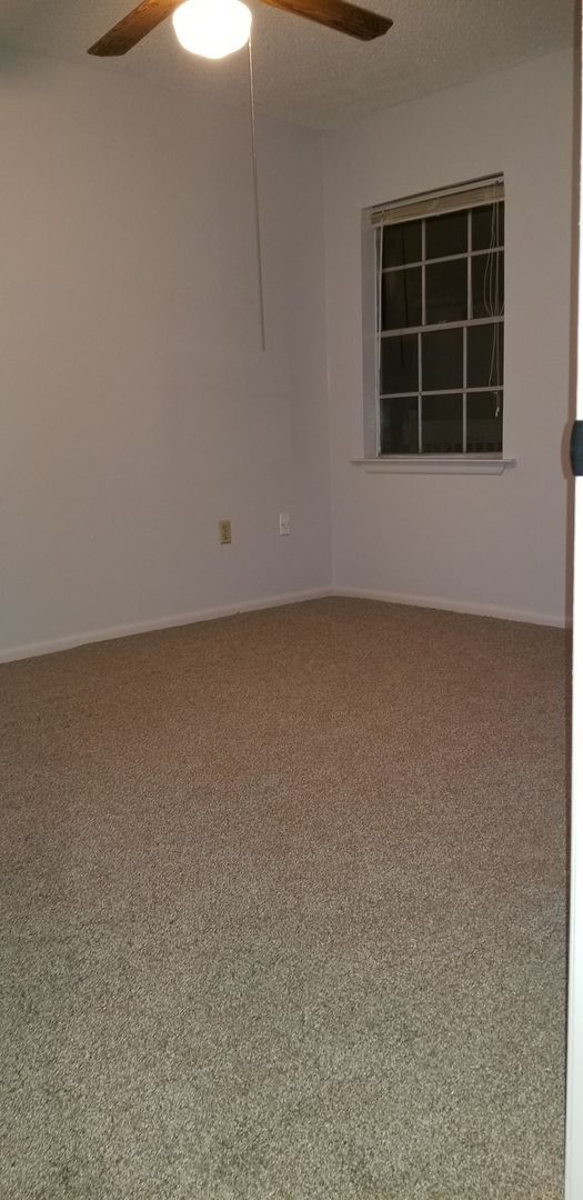 Building Photo - Available Now in Lafayette!