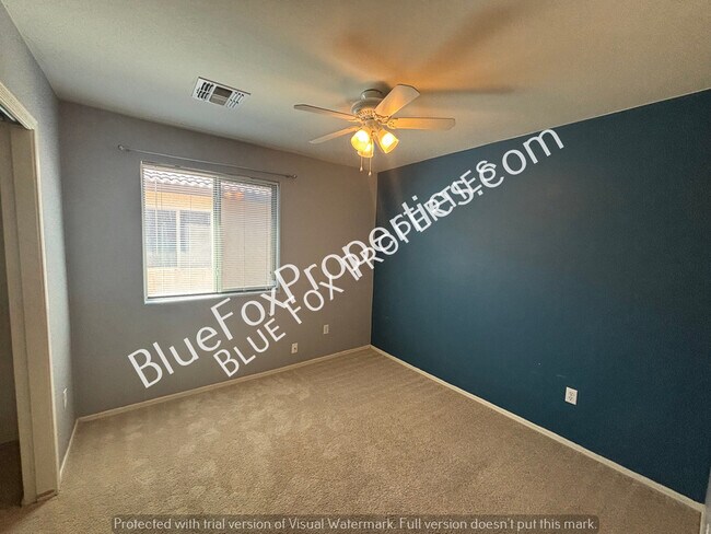 Building Photo - 7135 S Oakbank Dr