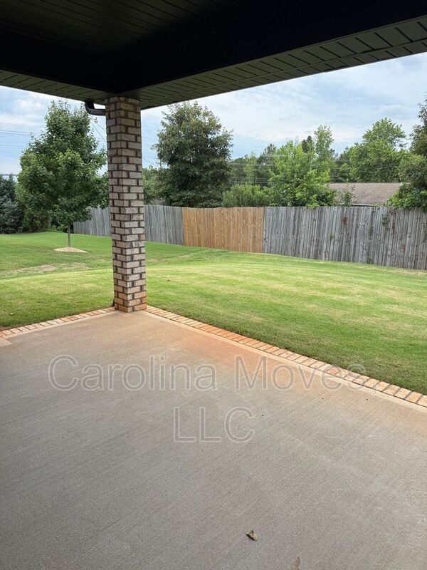 Building Photo - 3 Bracken Wds Wy