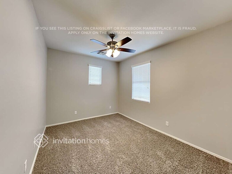 Building Photo - 6369 S Forest Ave