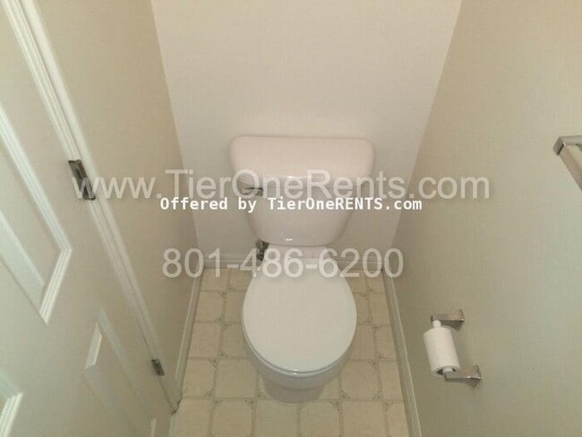 Building Photo - NO DEPOSIT option available for qualified renters!