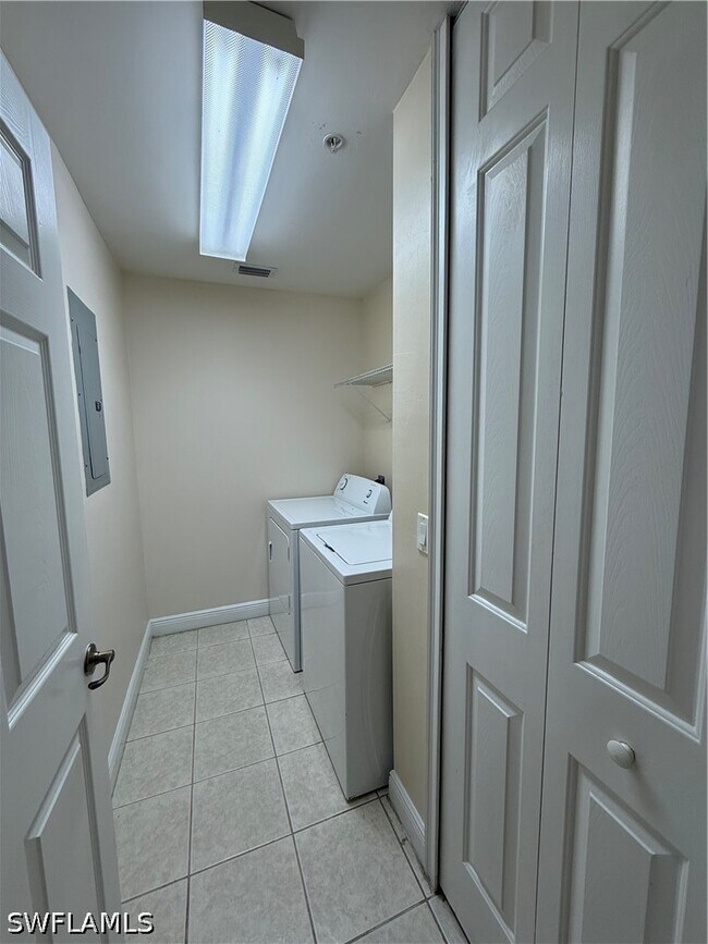 Building Photo - 3964 Pomodoro Cir