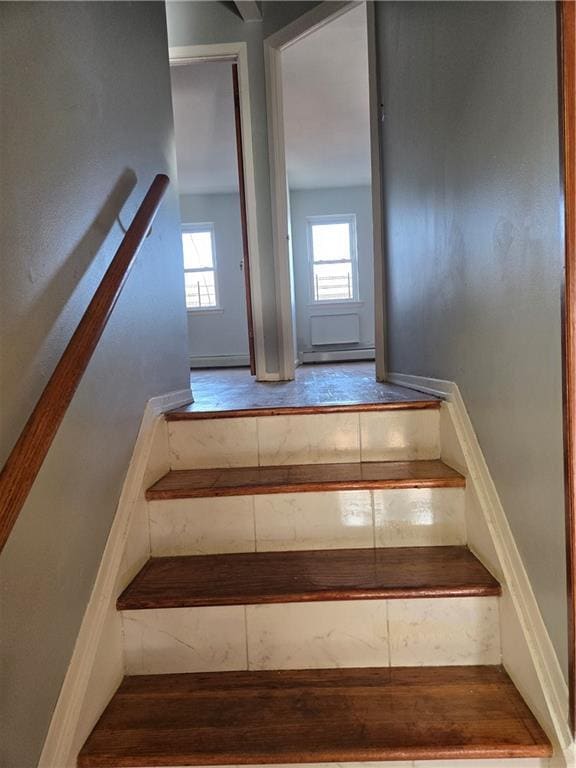 Building Photo - 1021 E 85th St