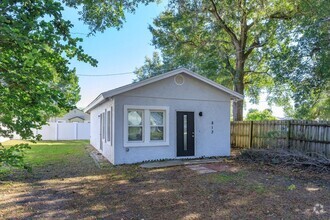 Building Photo - Modern Urban Oasis: Walk to Baldwin Park! ...