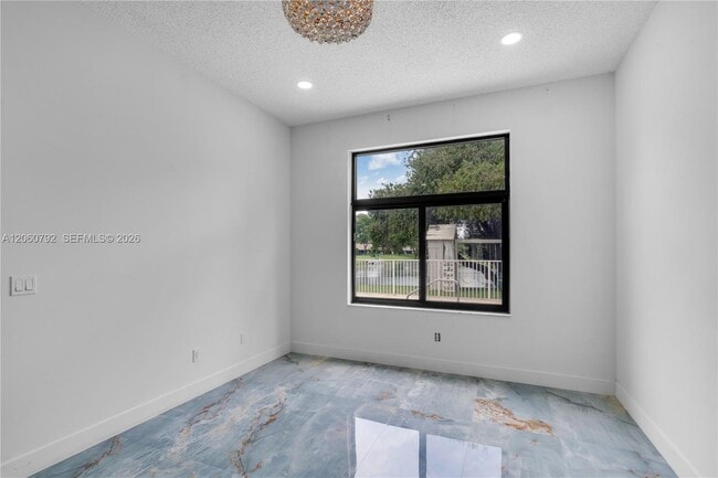 Building Photo - 758 Lake Wellington Dr