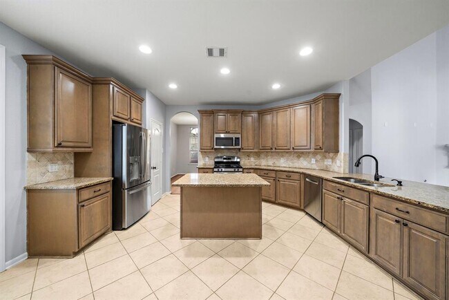 Building Photo - 119 Red Eagle Ct