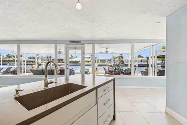 Building Photo - 5050 Porpoise Pl