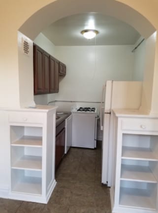 Building Photo - 1333 W Birchwood Ave