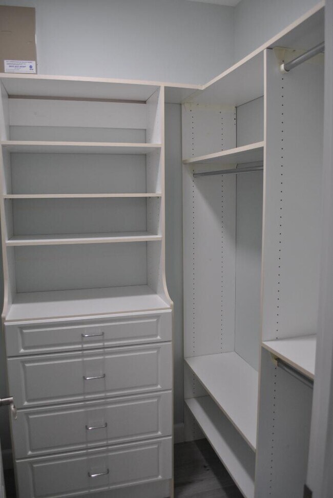 Building Photo - 128 Centennial Park Dr