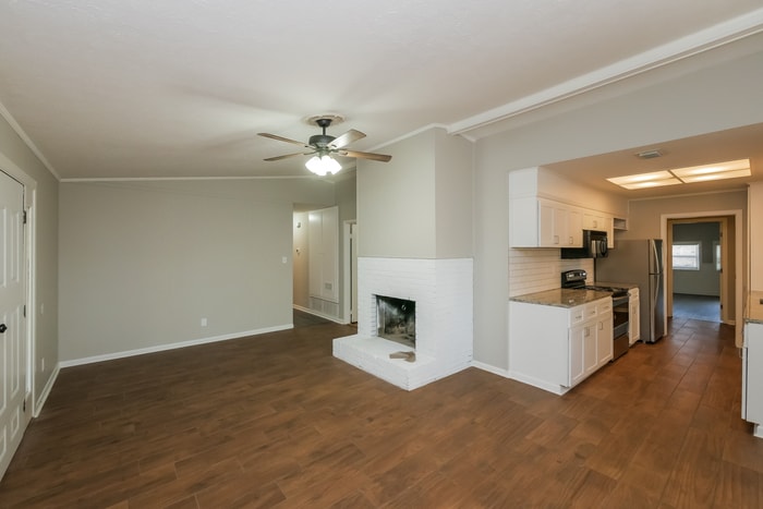 Building Photo - 102 Griffith Ave