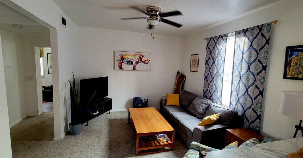 Building Photo - 1491 Redfield St
