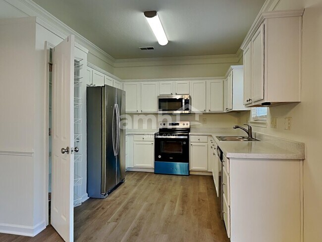 Building Photo - 3808 Broadwater Ct