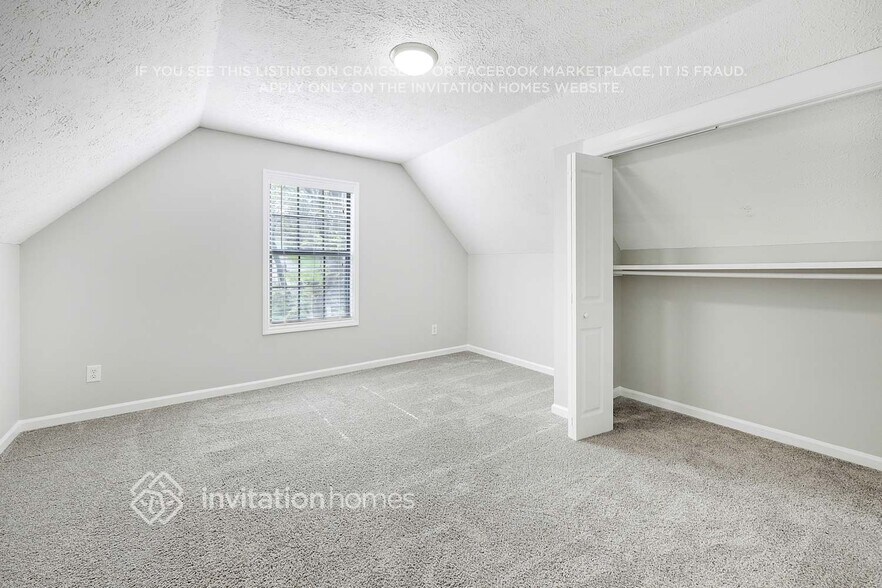 Building Photo - 518 Woodland Hills Dr