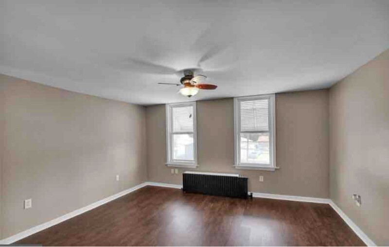 Building Photo - 118 Westwood St