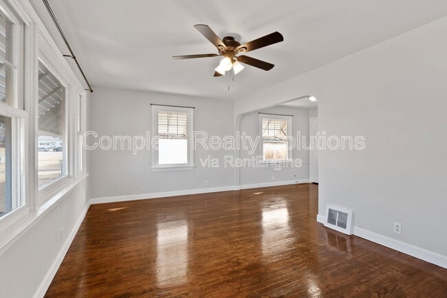 Building Photo - 8118 Blanchard Dr