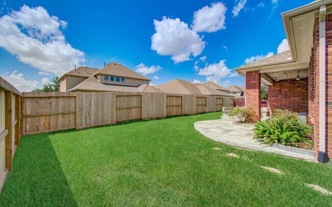 Building Photo - 25314 Celtic Terrace Dr