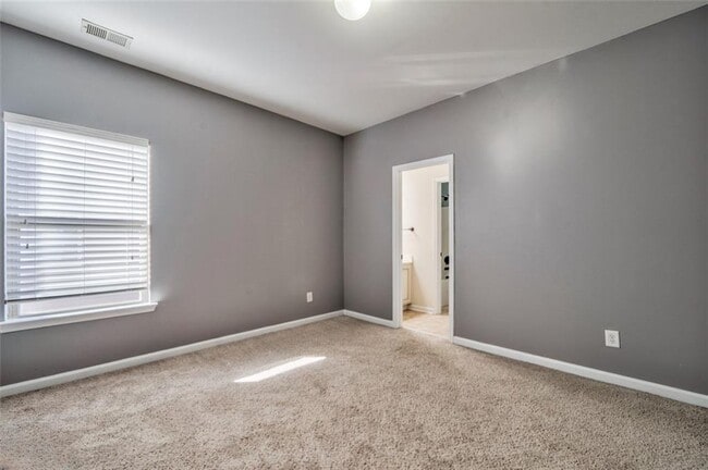 Building Photo - 5390 Breckinridge Ln