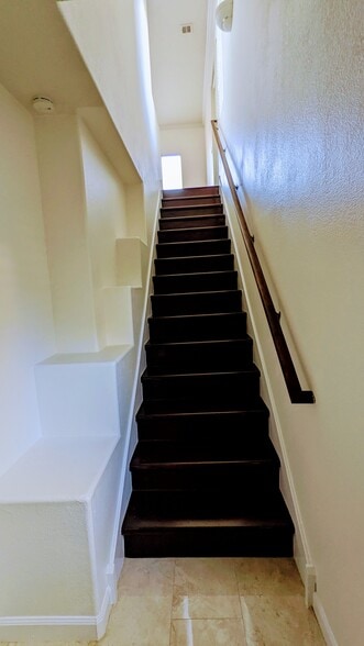 Building Photo - 4455 E Paradise Village Pky S